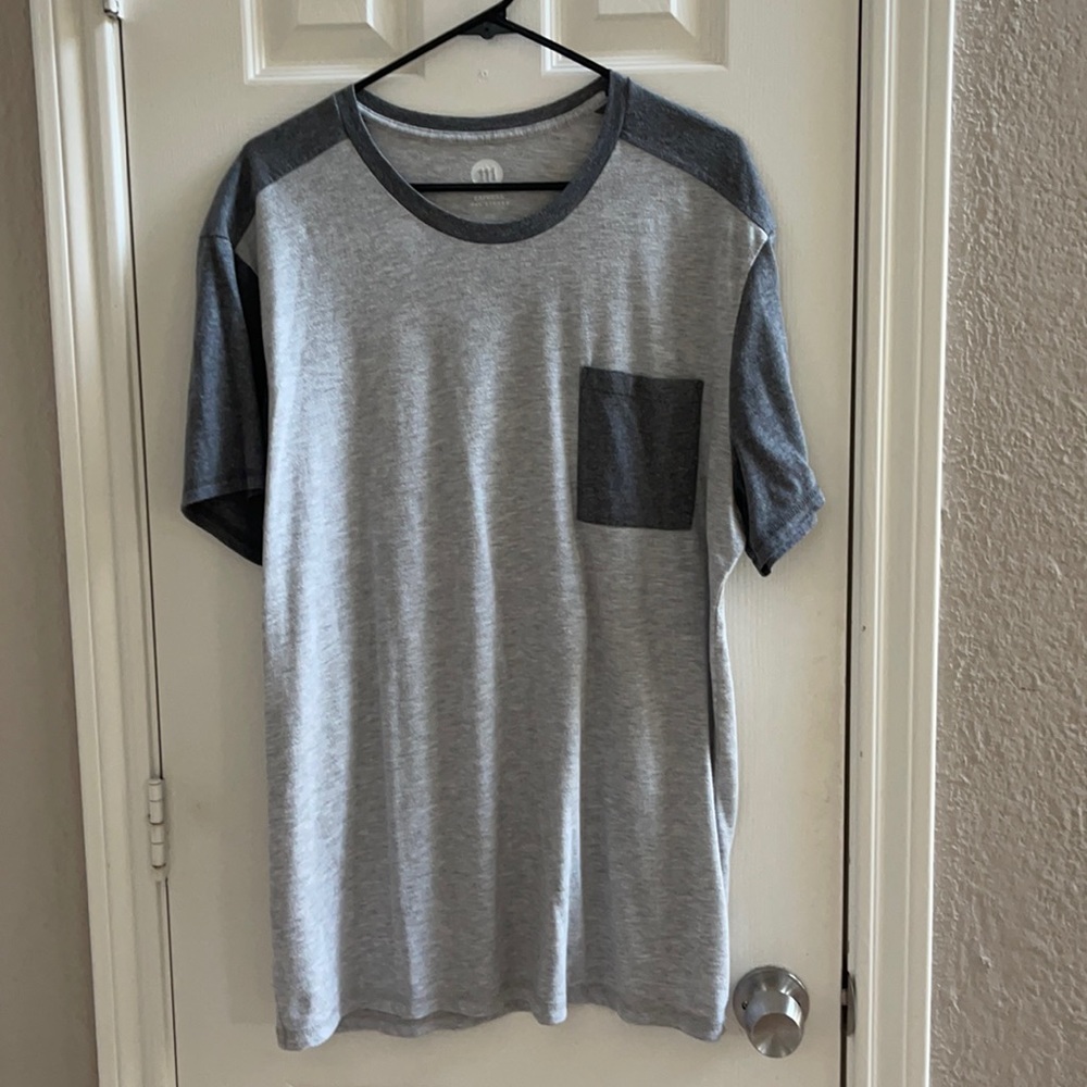 Express 111 Men's Grey Colorblock Crew Neck Pocket T-Shirt Size XL